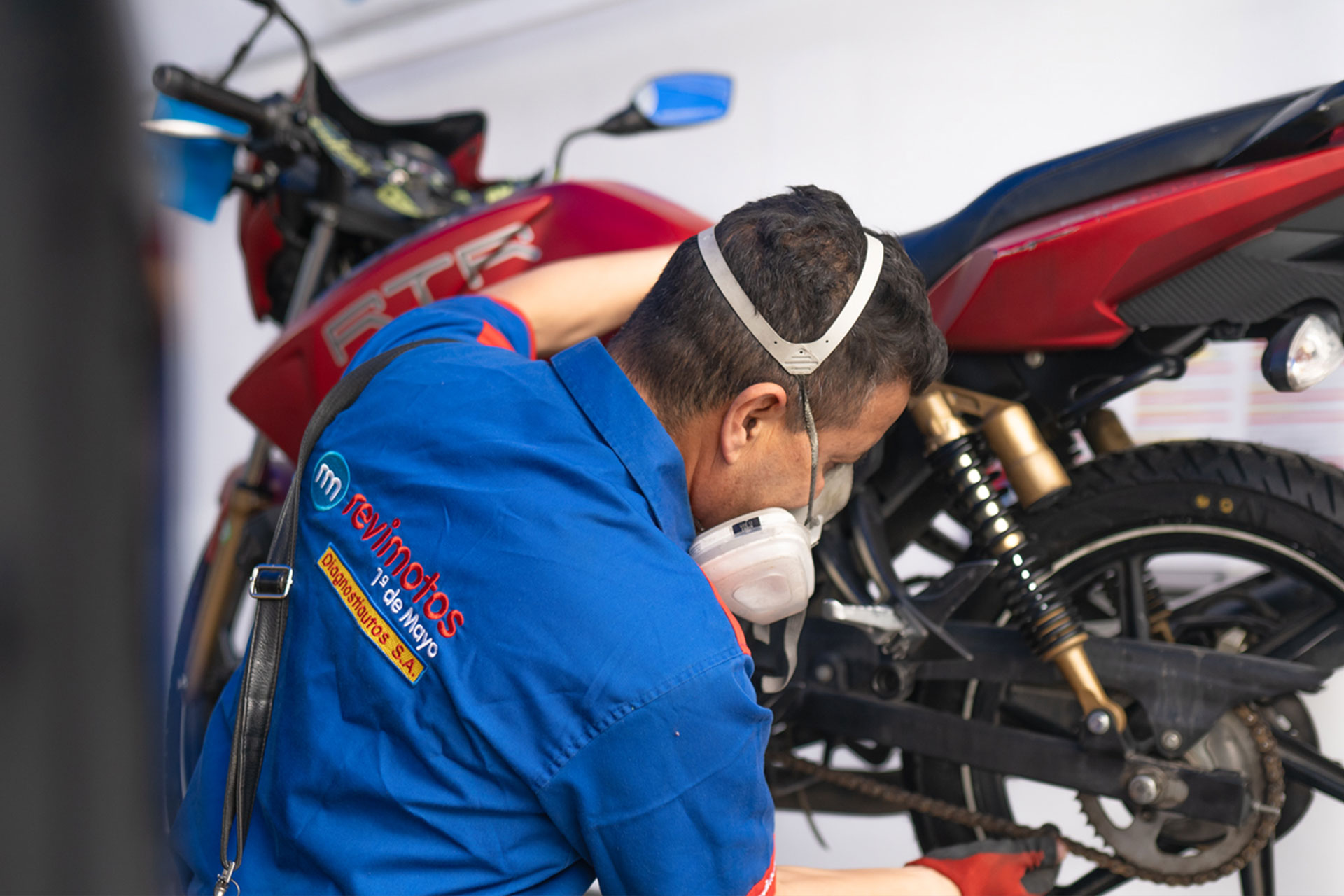 revision-tecnico-mecanica-motos-bogota-3