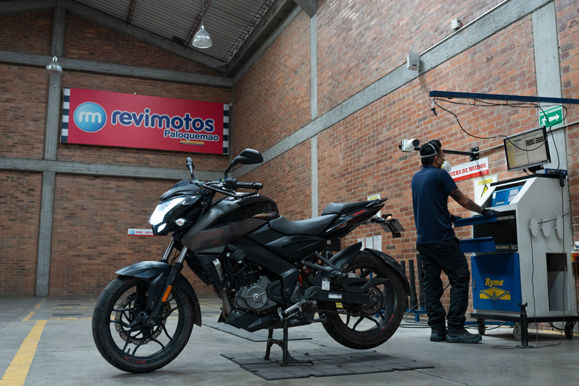 revision-tecnico-mecanica-motos-bogota-5